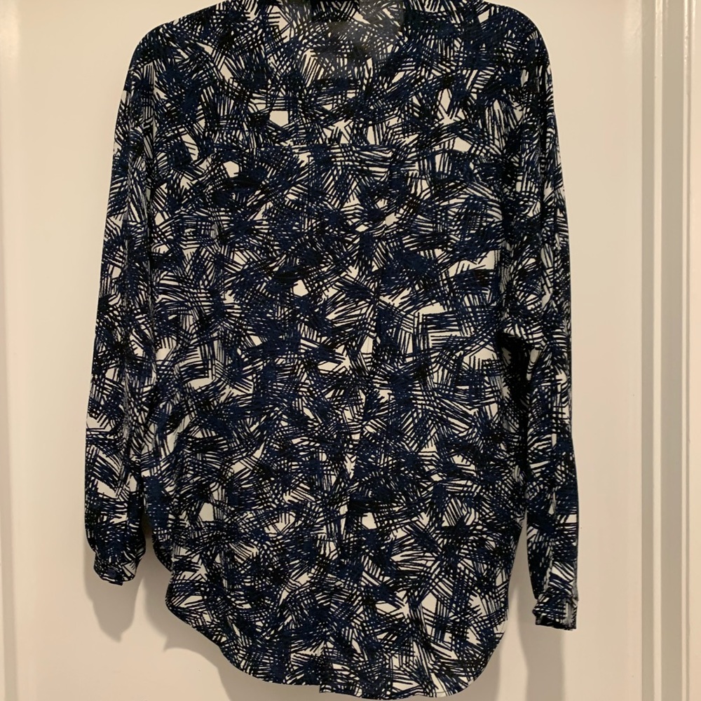 ASTR Printed Open Back Blouse - Picture 2 of 5
